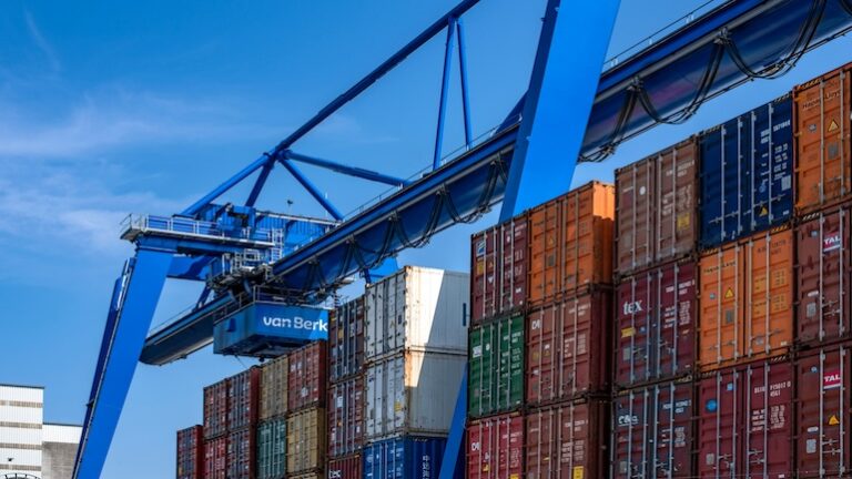 supply chain, tariff, reshoring